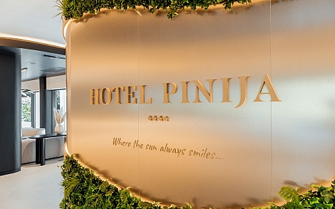Hotel Pinija - Petrčane - Lobby-Reception