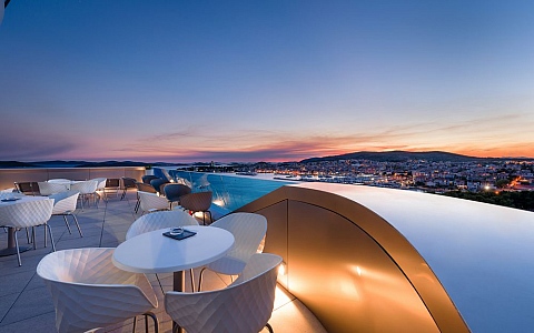  Olympia and Olympia Sky Hotels - Vodice - Restaurant-Bar